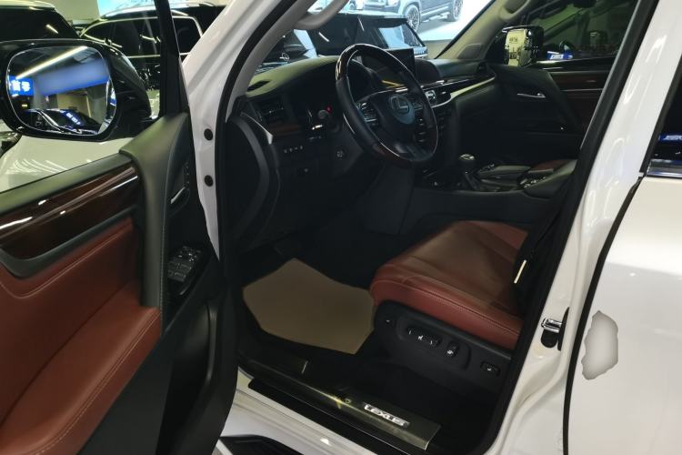 Used Lexus LX 2019 570 Dynamic Luxury Edition
