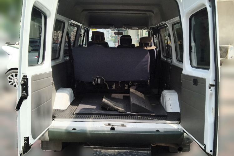 Used JMC Transit 2017 2.8T Commercial Version Short Wheelbase Mid-Roof 6/7/8-Seater JX493