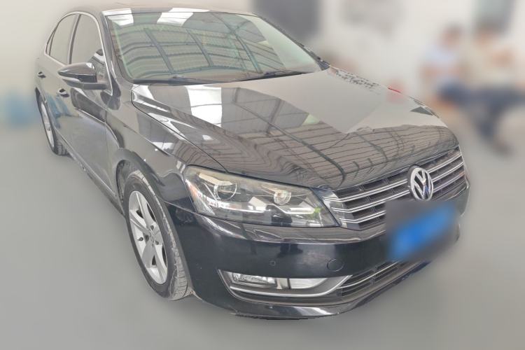 Used Volkswagen Passat 2013 1.8TSI DSG Prestige Edition Front Right 45 Deg
