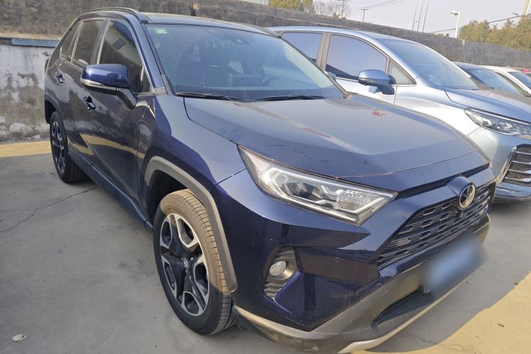 Used Toyota RAV4 2022 2.0L CVT Two-Wheel Drive Prestige Edition