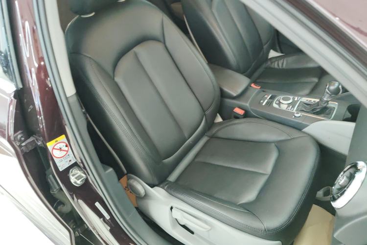 Used Audi A3 2018 30th Anniversary Edition Limousine 35 TFSI Fashion Model
