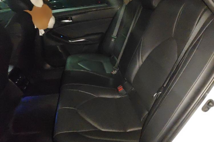 Used Toyota Avalon 2019 2.0L XLE Premium Edition China VI