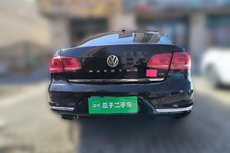 Used Volkswagen Magotan 2012 Revised 1.8TSI Luxury Version Rear