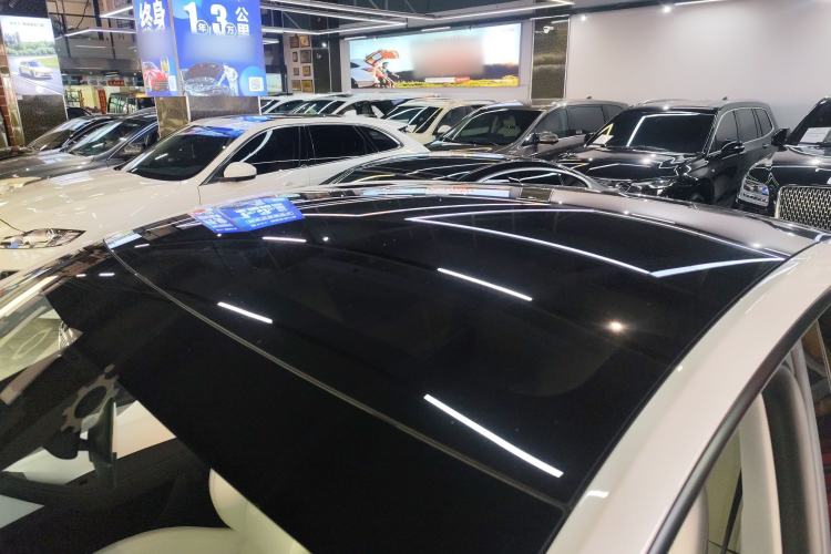 Used Tesla Model Y 2025 Rear-Wheel-Drive Version