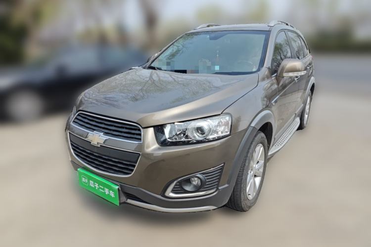 Used Chevrolet Captiva 2015 2.4L 4x4 Flagship Edition 7-Seater