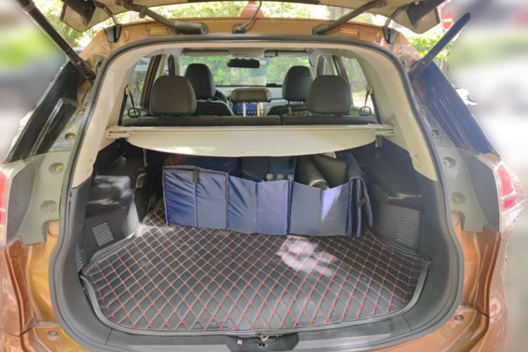 Used Nissan X-Trail 2014 2.5L CVT Luxury Edition 4WD Trunk