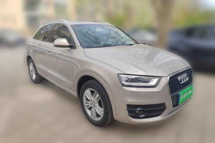 Used Audi Q3 2013 35 TFSI Comfort Model Front Right 45 Deg