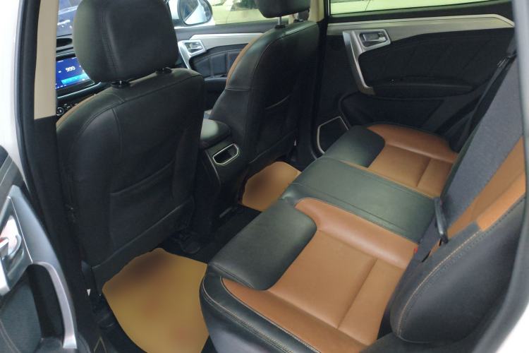 Used Geely Auto Vision X6 2016 1.3T CVT Flagship Model
