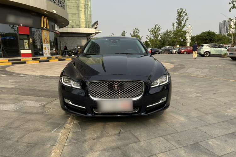 Used Jaguar XJ 2018 XJL 3.0 SC Two-Wheel-Drive Elegant Business Edition
