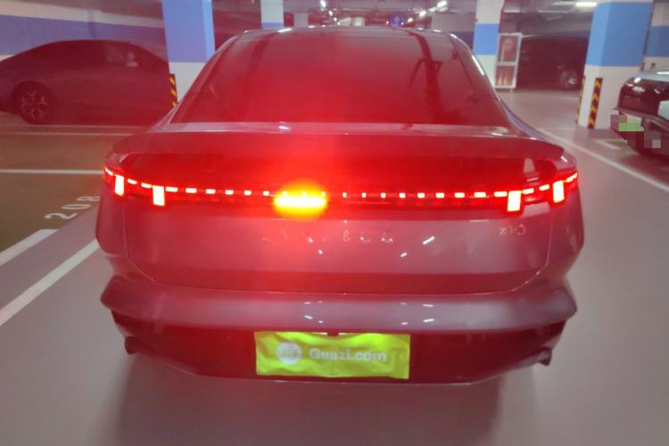 Used Lynk & Co Z10 2025 95 kWh 702 km All-Wheel Drive Intelligent Driving Ultra
