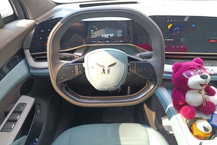 Used Hongqi Tiangong 08 2025 730 Max Rear-Drive Version Steering Wheel