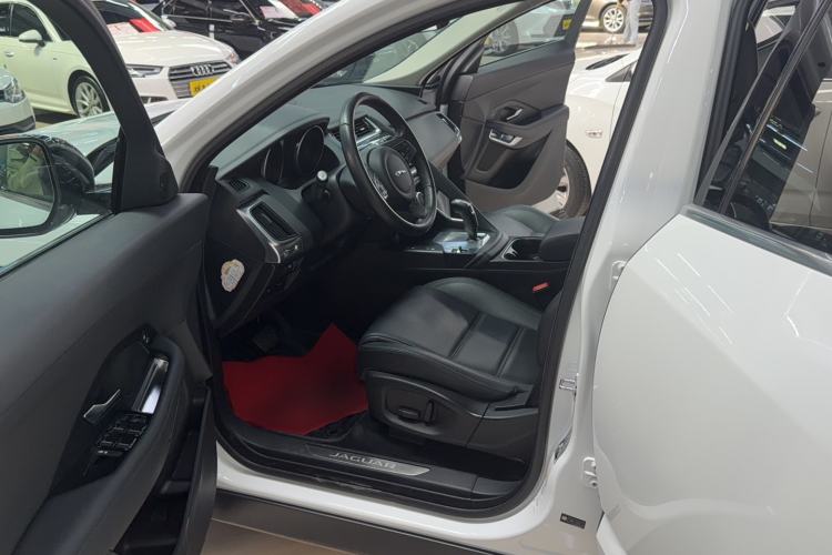 Used Jaguar E-PACE 2018 P200 S China VI Interior 4