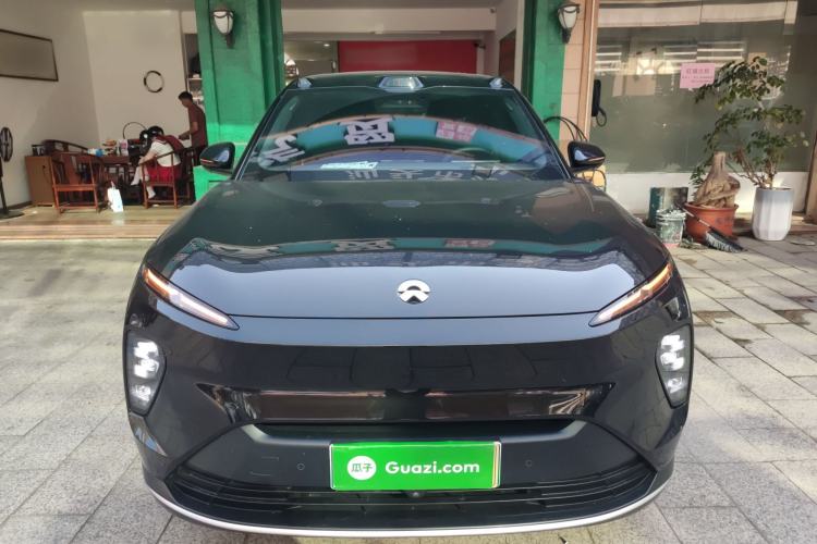 Used Nio ES8 2024 75 kWh Front