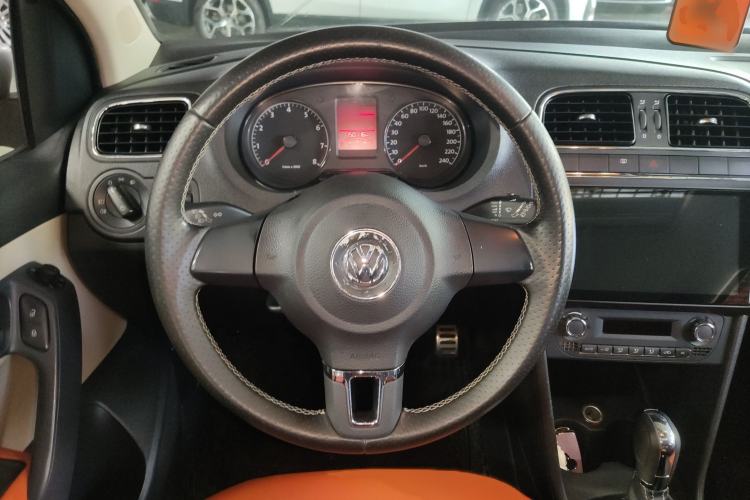 Used Volkswagen Polo 2012 1.6L Cross Polo Automatic Transmission