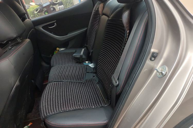 Used Hyundai Elantra (5th Generation / Langdong) 2016 1.6L Automatic Prestige Model
