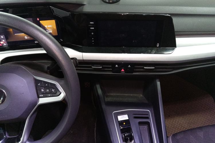 Used Volkswagen Golf 2023 200TSI DSG