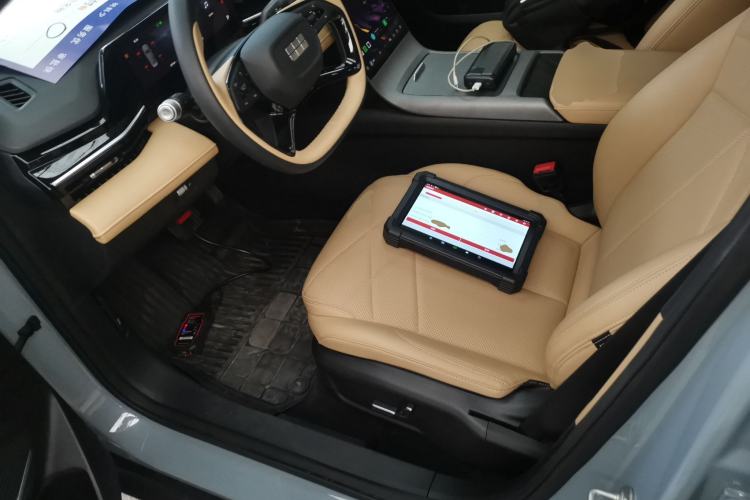 Used Geely Galaxy L6 2024 125km PLUS Dragon Edition