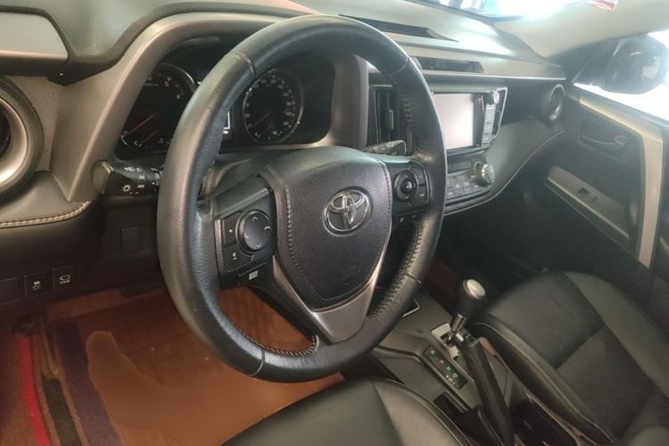 Used Toyota RAV4 2018 2.5L Automatic 4x4 Elite i Edition
