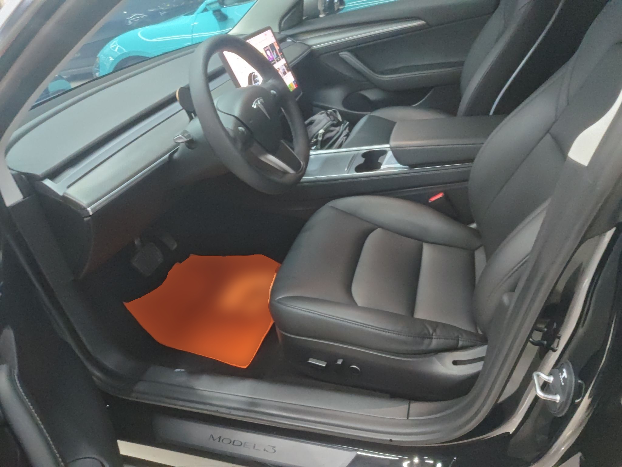 Переднее сиденье в автомобиле