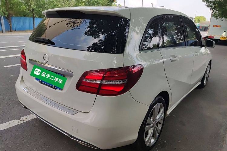 Used Mercedes-Benz B-Class 2015 B 200 Fashion Model
