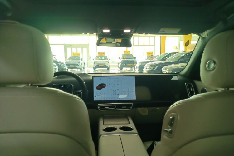 Used Li Auto L7 2023 Max model Center Console