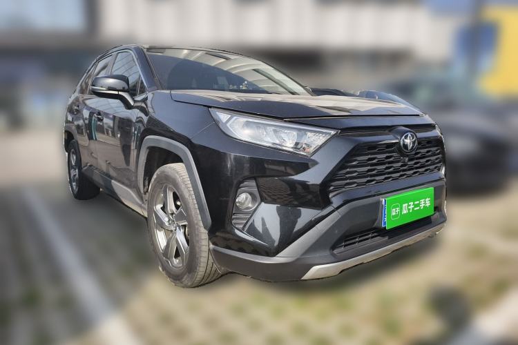 Used Toyota RAV4 2021 2.0L CVT 4x4 Style PLUS Edition
