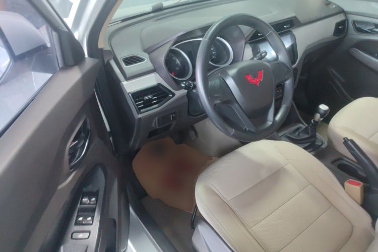 Used Wuling Hongguang 2021 1.5L Revised S Standard Version Hydraulic-Power-Assisted LAR
