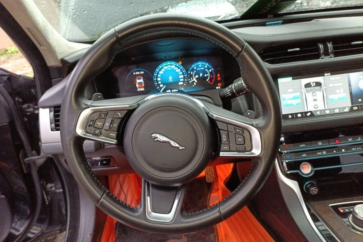 Used Jaguar XFL 2018 XFL 2.0T 250 PS Luxury Edition