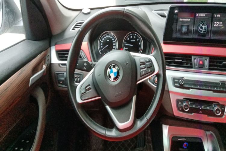 Used BMW X1 2020 sDrive25Li Leading Model Steering Wheel