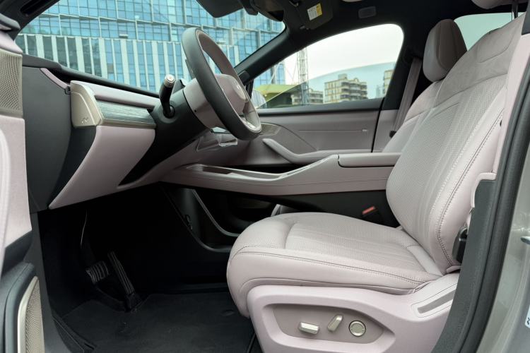 Used ONVO L60 2024 60 kWh Rear-Drive Version Left Front Seat