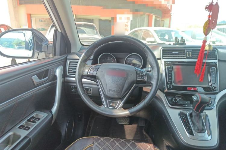 Used Haval H6 2015 Sport Edition 1.5T Automatic Two-Wheel Drive Luxury Model