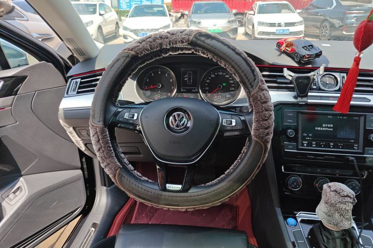 Used Volkswagen Magotan 2019 330TSI DSG Leading Model China VI Standard