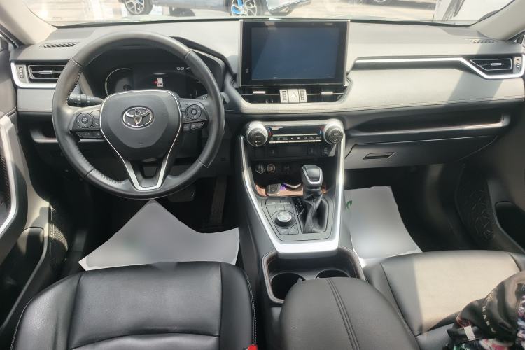 Used Toyota RAV4 2021 2.0L CVT Four-Wheel Drive Premium Edition