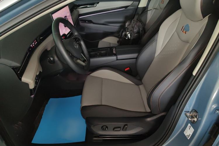 Used Volkswagen ID.7 VIZZION 2024 AIR model