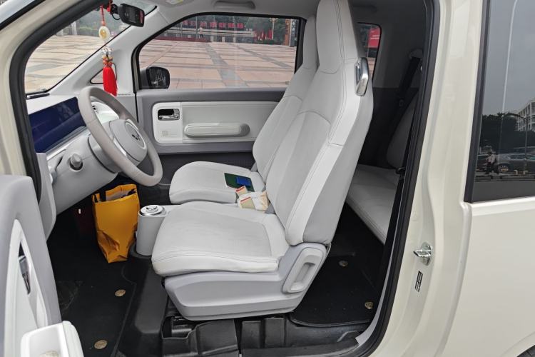 Used Wuling Air ev 2023 - Four Seats - Advanced Edition

