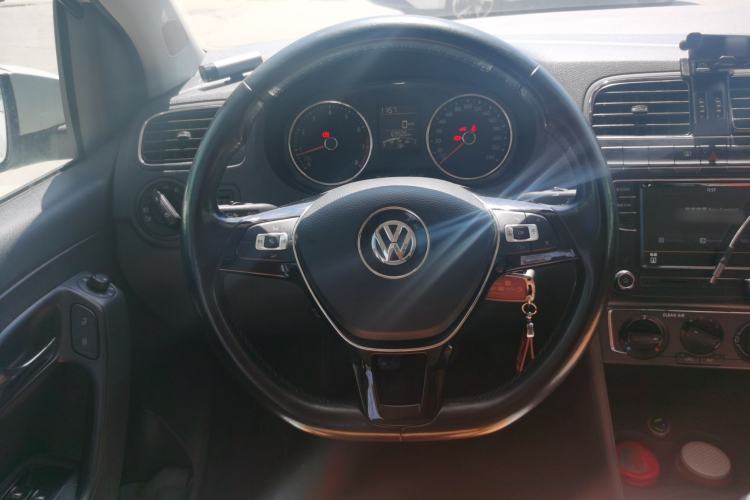 Used Volkswagen Polo 2016 1.6L Manual Comfort Model Steering Wheel