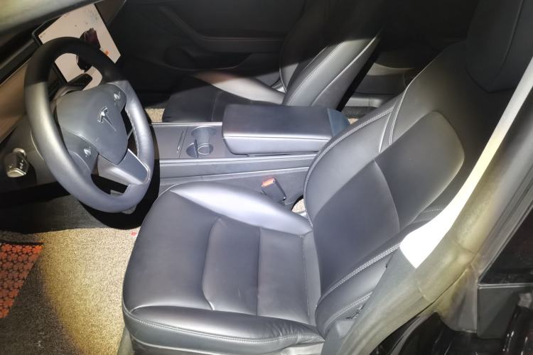 Used Tesla Model 3 2022 Rear-Wheel-Drive Version Left Front Seat