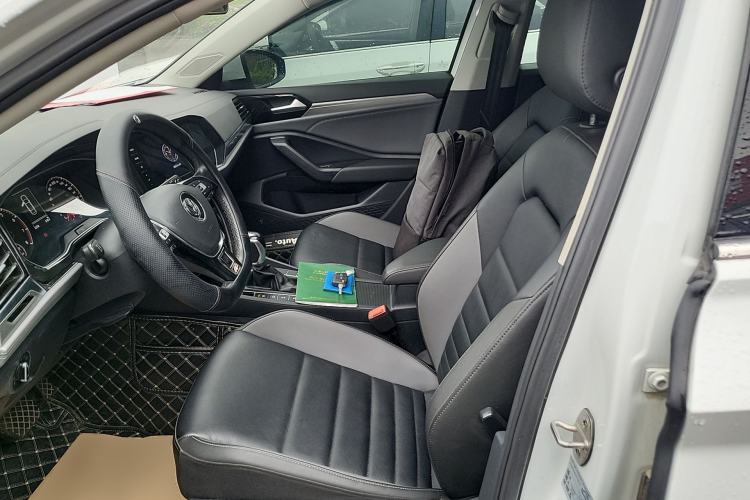 Used Volkswagen Sagitar 2020 280TSI DSG Comfort Version China VI Standard Left Front Seat