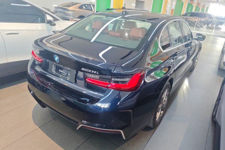 Used BMW i3 2024 eDrive 35 L
