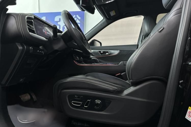 Used GAC Trumpchi GS8 2022 Double-Energy Series 2.0TM Four-Wheel Drive Premium Edition (7 Seats) Interior 6