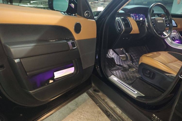 Used Land Rover Range Sport 2021 3.0 L6 YAO Black Edition Driver Seat