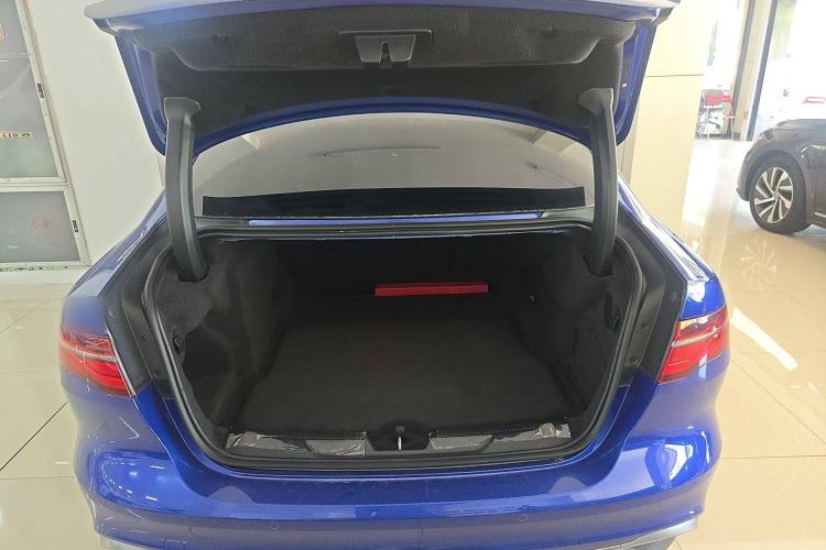 Used Jaguar XEL 2020 2.0T 250 PS SE Tech-Elegant Edition