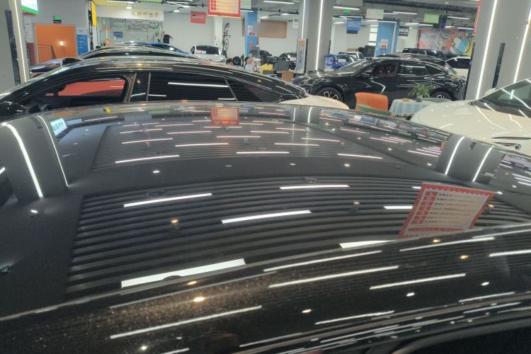 Used Avatr 06 2025 Ultra Pure Electric Edition Roof