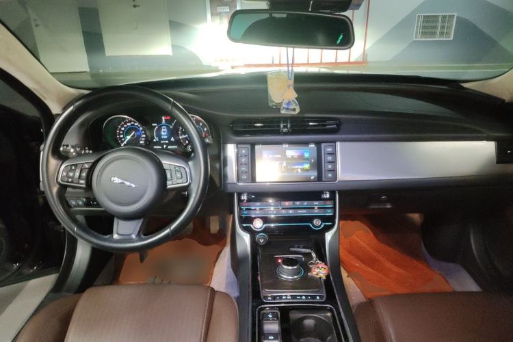 Used Jaguar XFL 2017 XFL 2.0T 200PS Luxury Edition