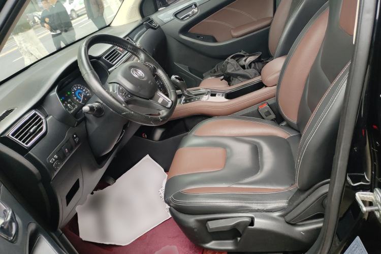 Used Dongfeng Fengon 580 2017 Revised Version 1.5T CVT Luxury Edition Left Front Seat