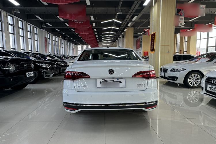 Used Volkswagen Bora 2023 300TSI DSG Prestige Edition Exterior 4