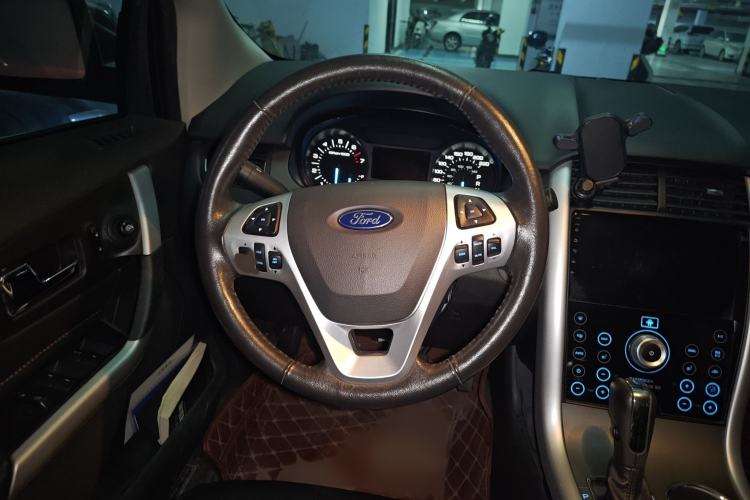 Used Ford Edge 2012 2.0T Elite Sunroof Edition Steering Wheel