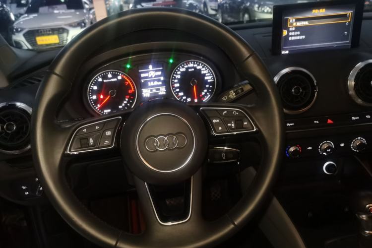 Used Audi A3 2019 Limousine 35 TFSI Fashion Edition China VI Emission Standard