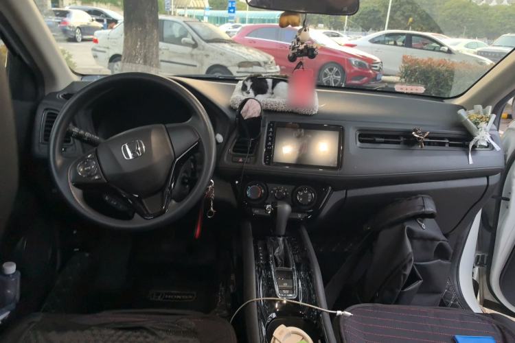 Used Honda Vezel 2020 1.5L CVT Pioneer Edition Center Console