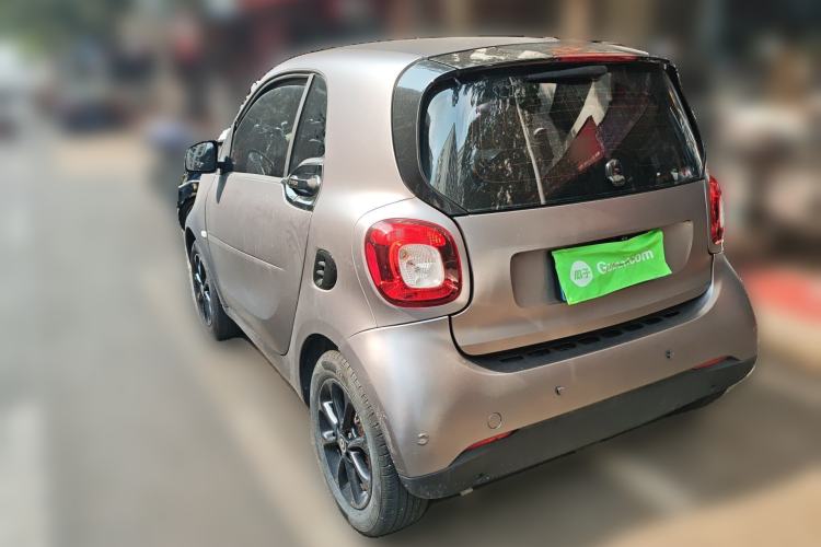 Used smart fortwo 2015 1.0L 52 kW hardtop Dynamic version Rear Left 45 Deg